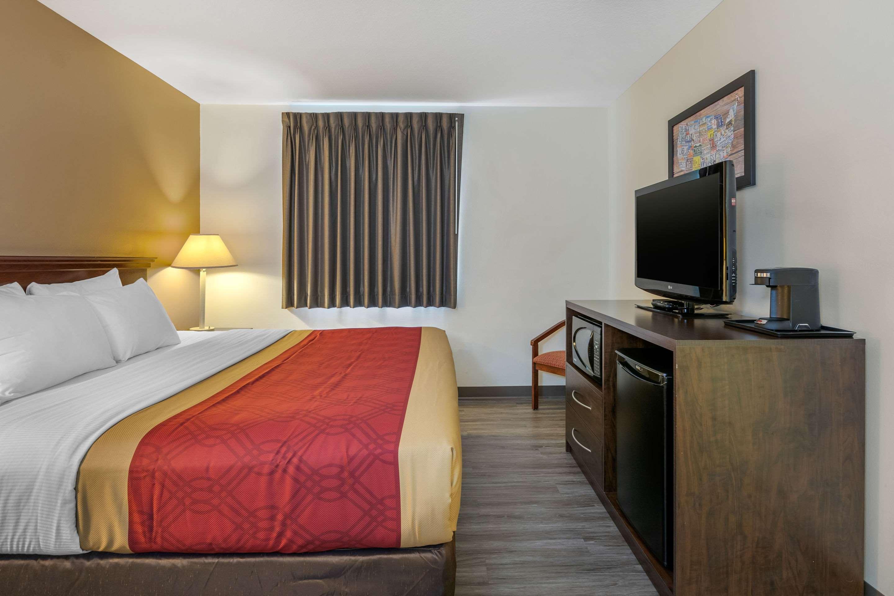 Econo Lodge Inn & Suites Fairgrounds Des Moines Eksteriør billede