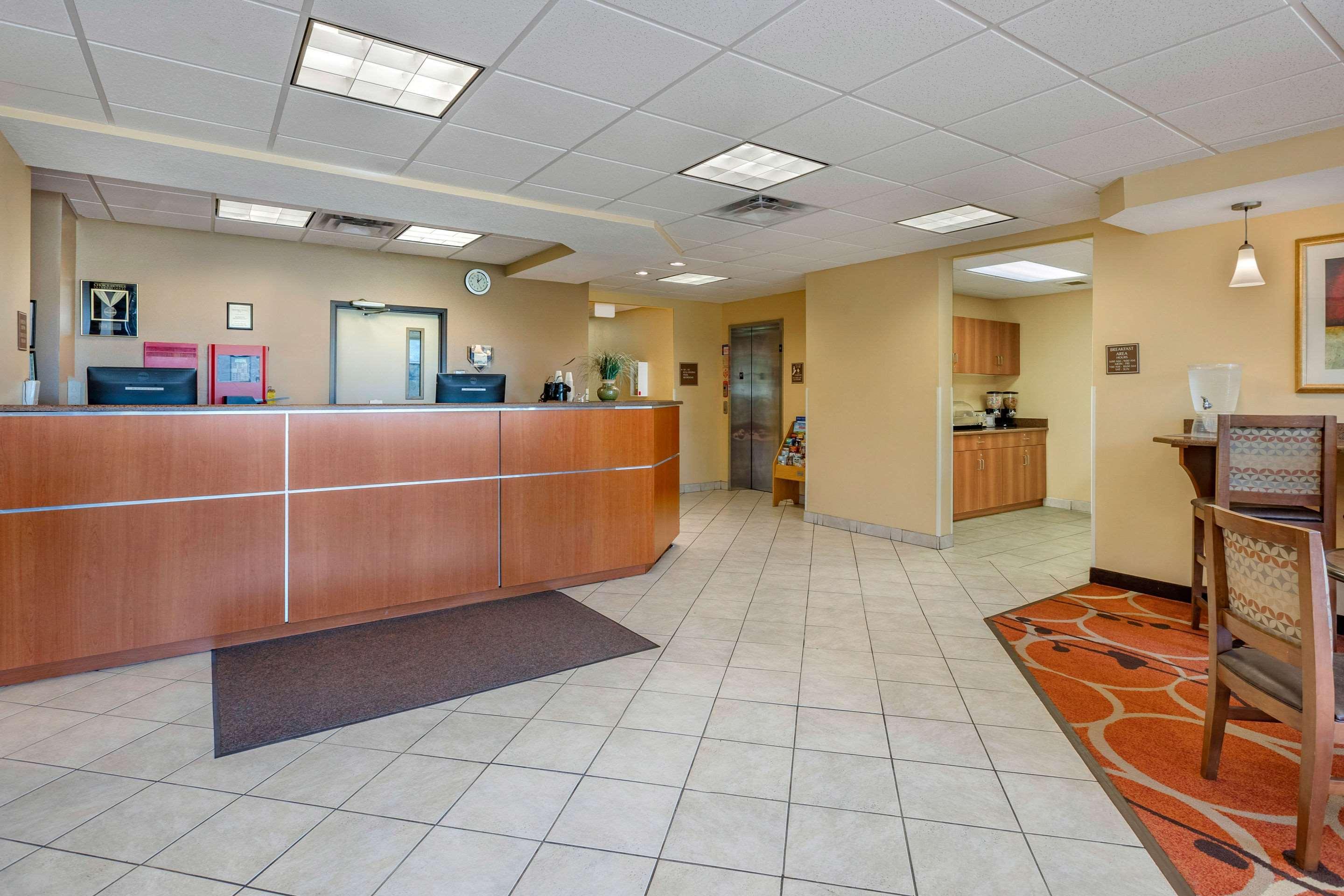 Econo Lodge Inn & Suites Fairgrounds Des Moines Eksteriør billede