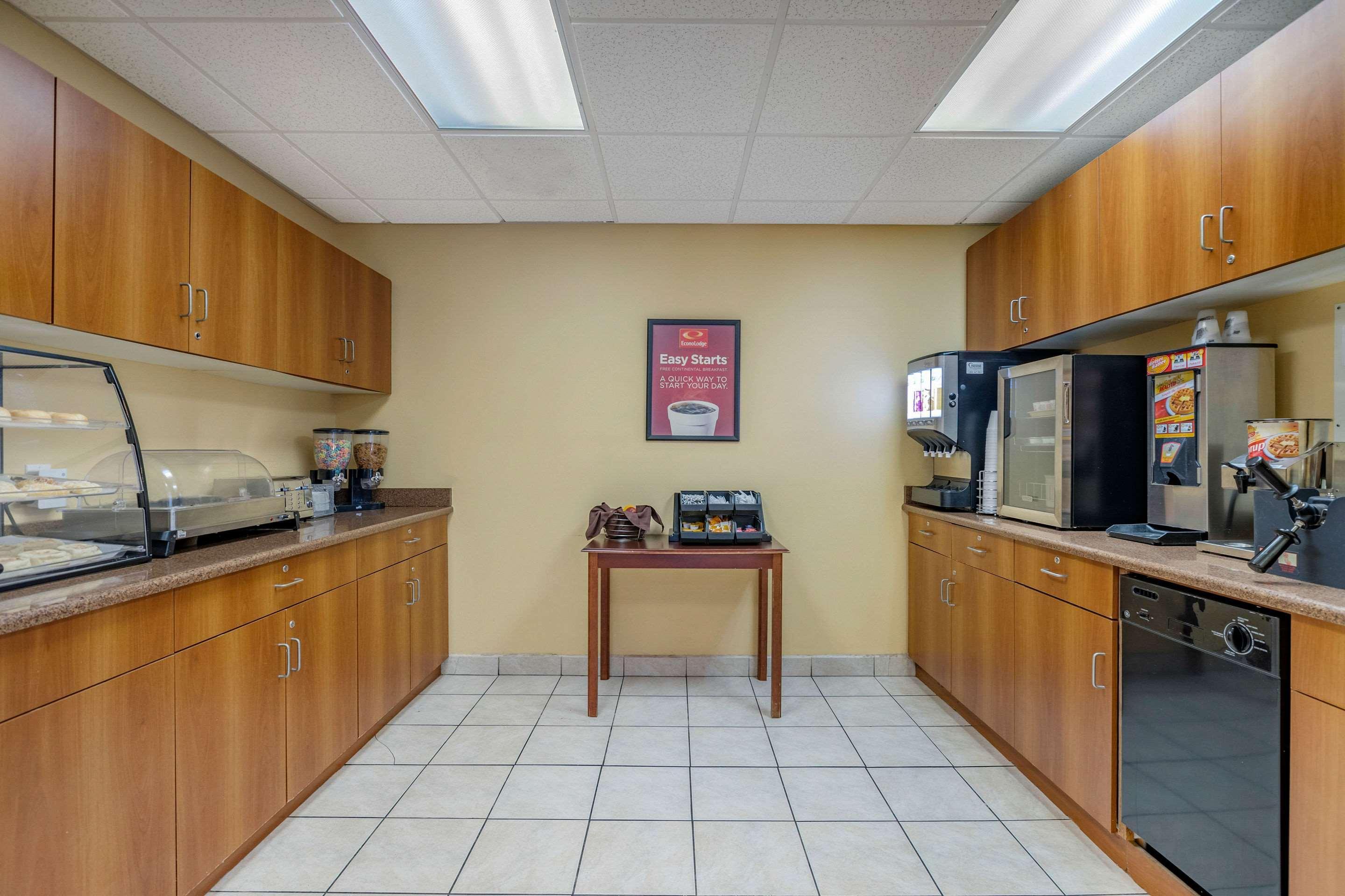 Econo Lodge Inn & Suites Fairgrounds Des Moines Eksteriør billede
